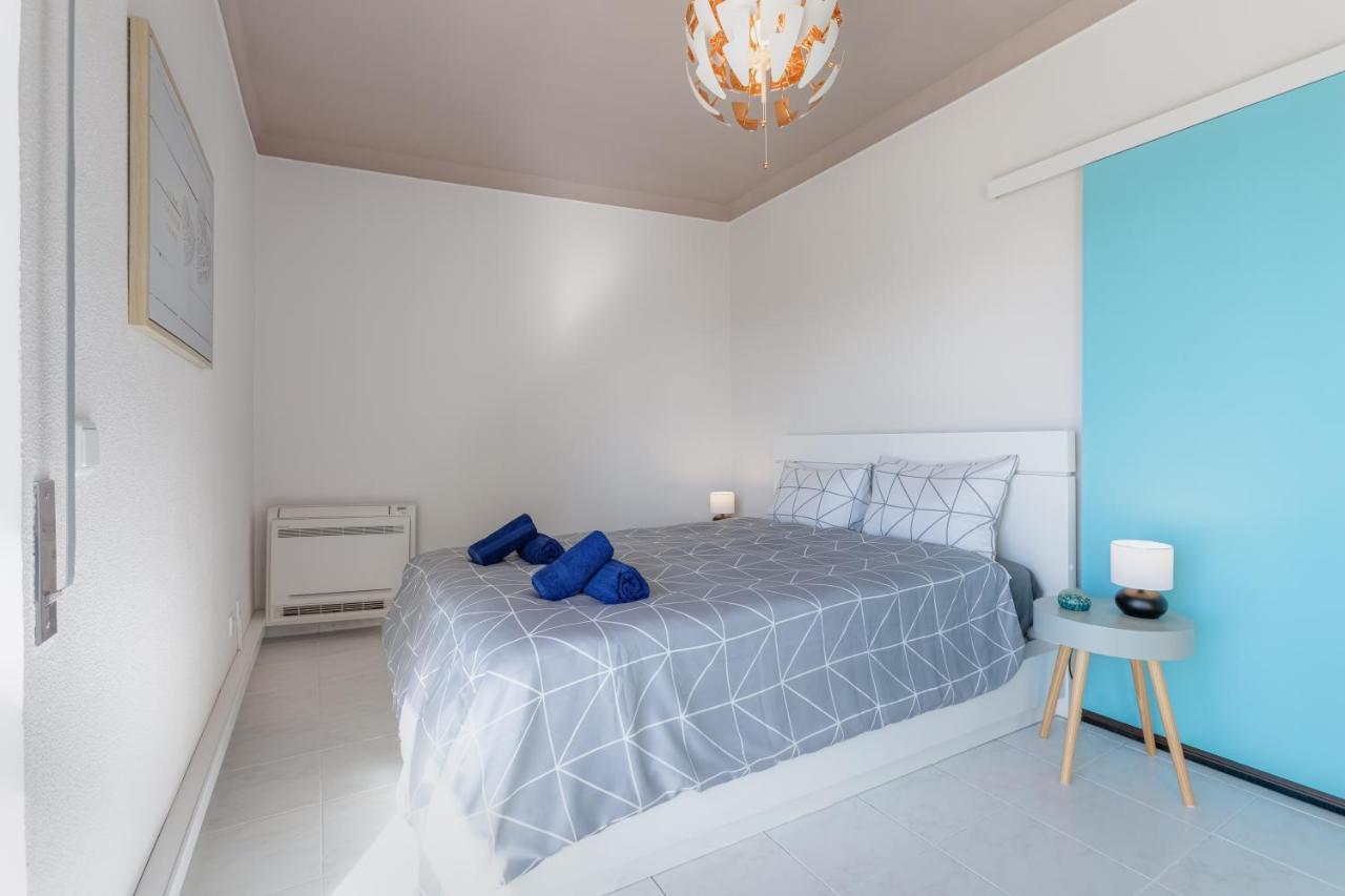 Max Crib - Seafront 2 Bedroom Apart With Ac And Private Parking In Armação de Pêra Exterior foto