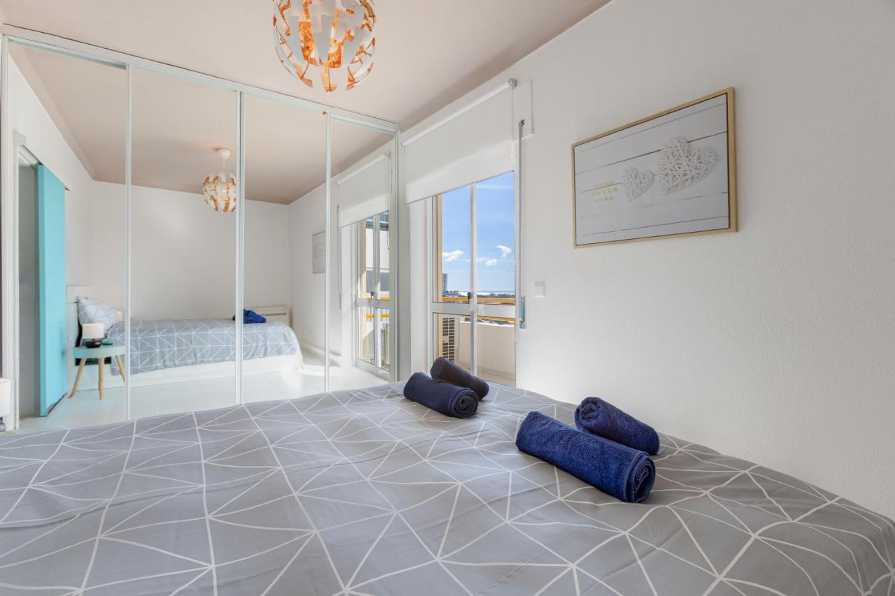 Max Crib - Seafront 2 Bedroom Apart With Ac And Private Parking In Armação de Pêra Exterior foto